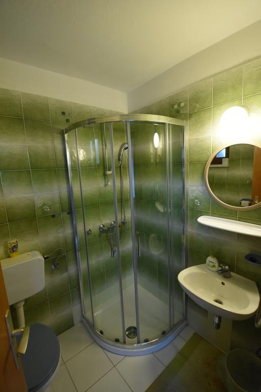 Guest House Znidar 博希尼 外观 照片