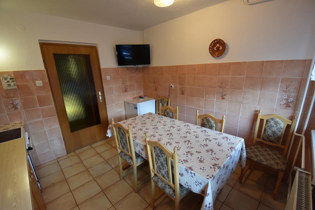 Guest House Znidar 博希尼 外观 照片